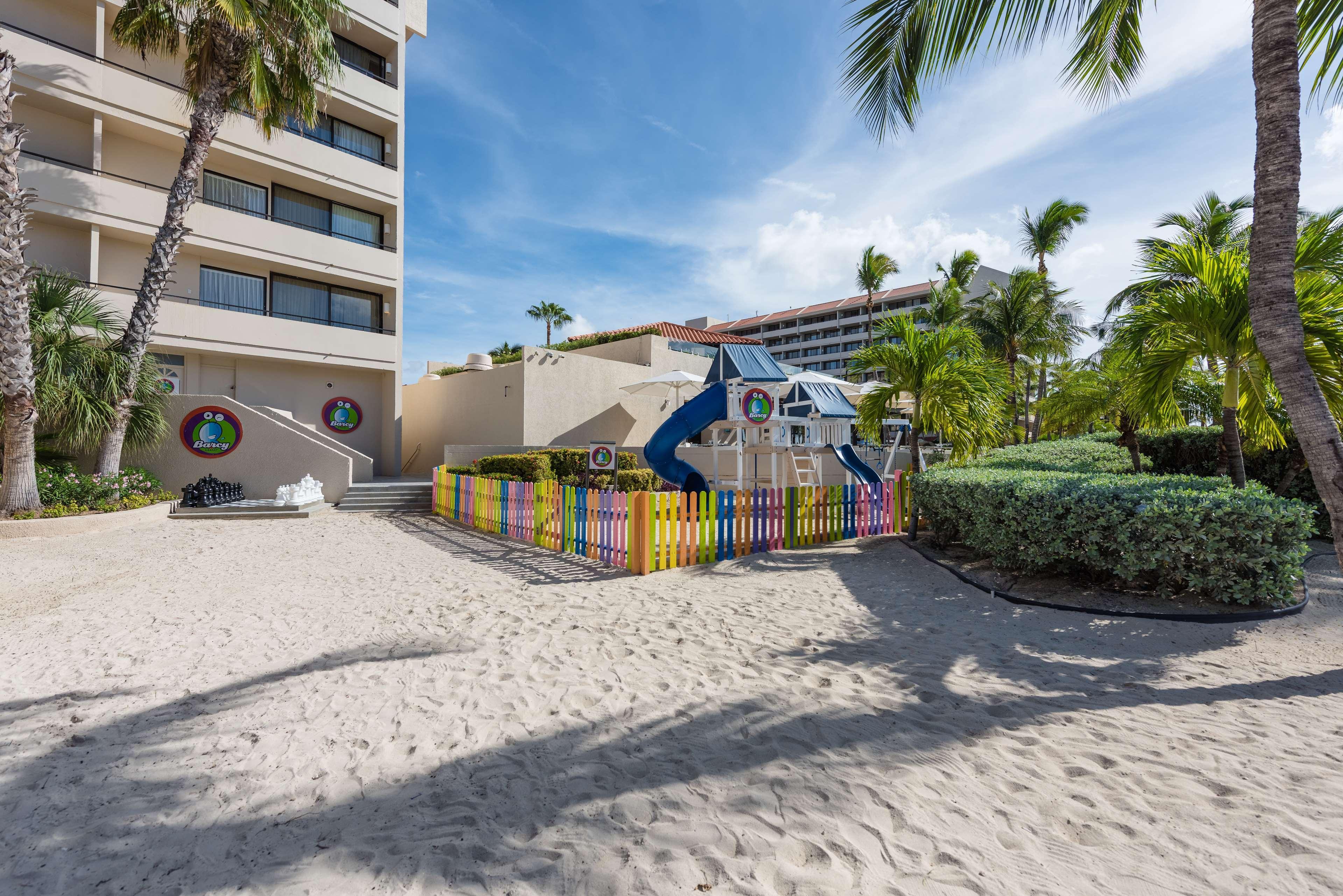 Hotel Barcelo Aruba Palm Beach Esterno foto