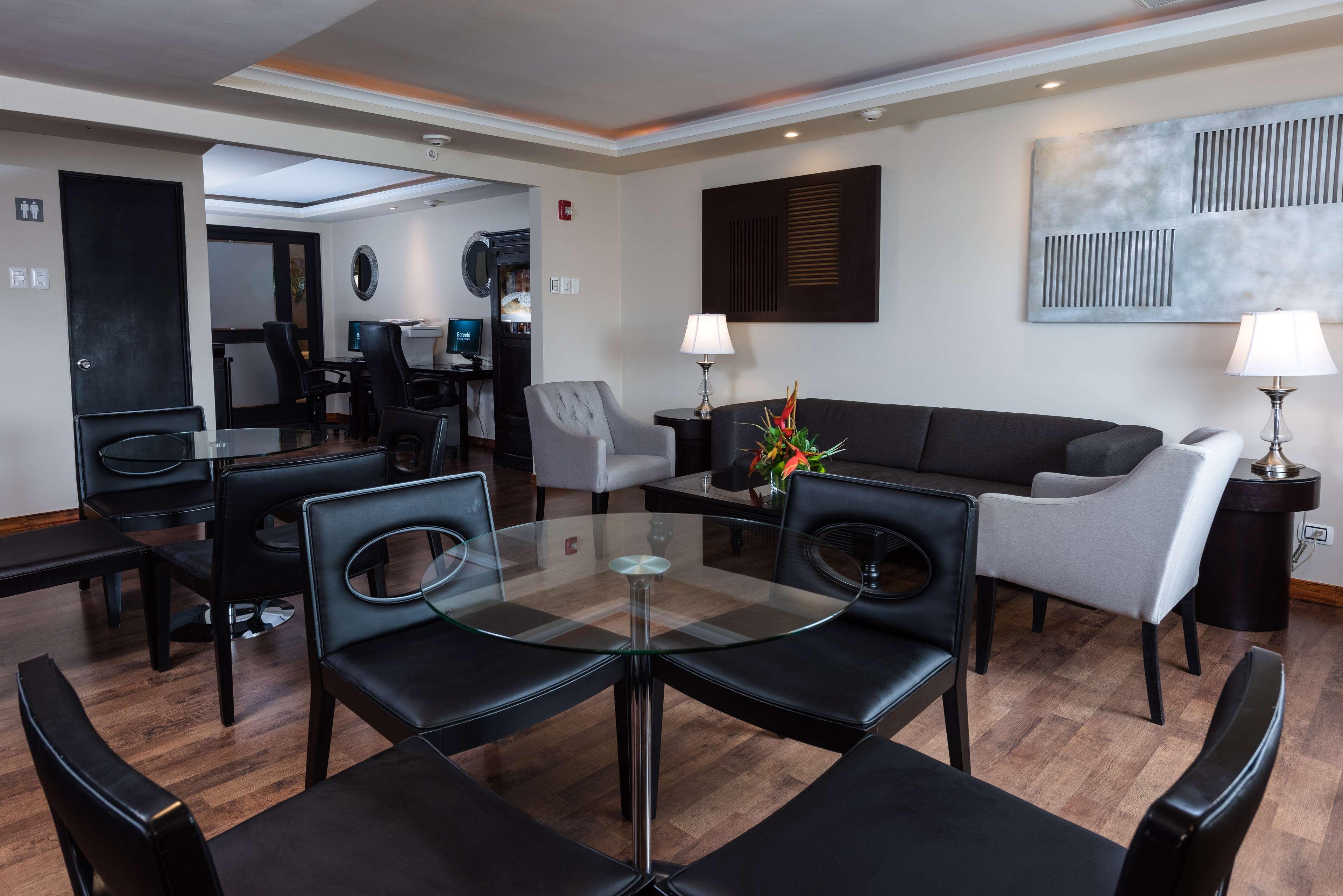 Hotel Barcelo Aruba Palm Beach Esterno foto