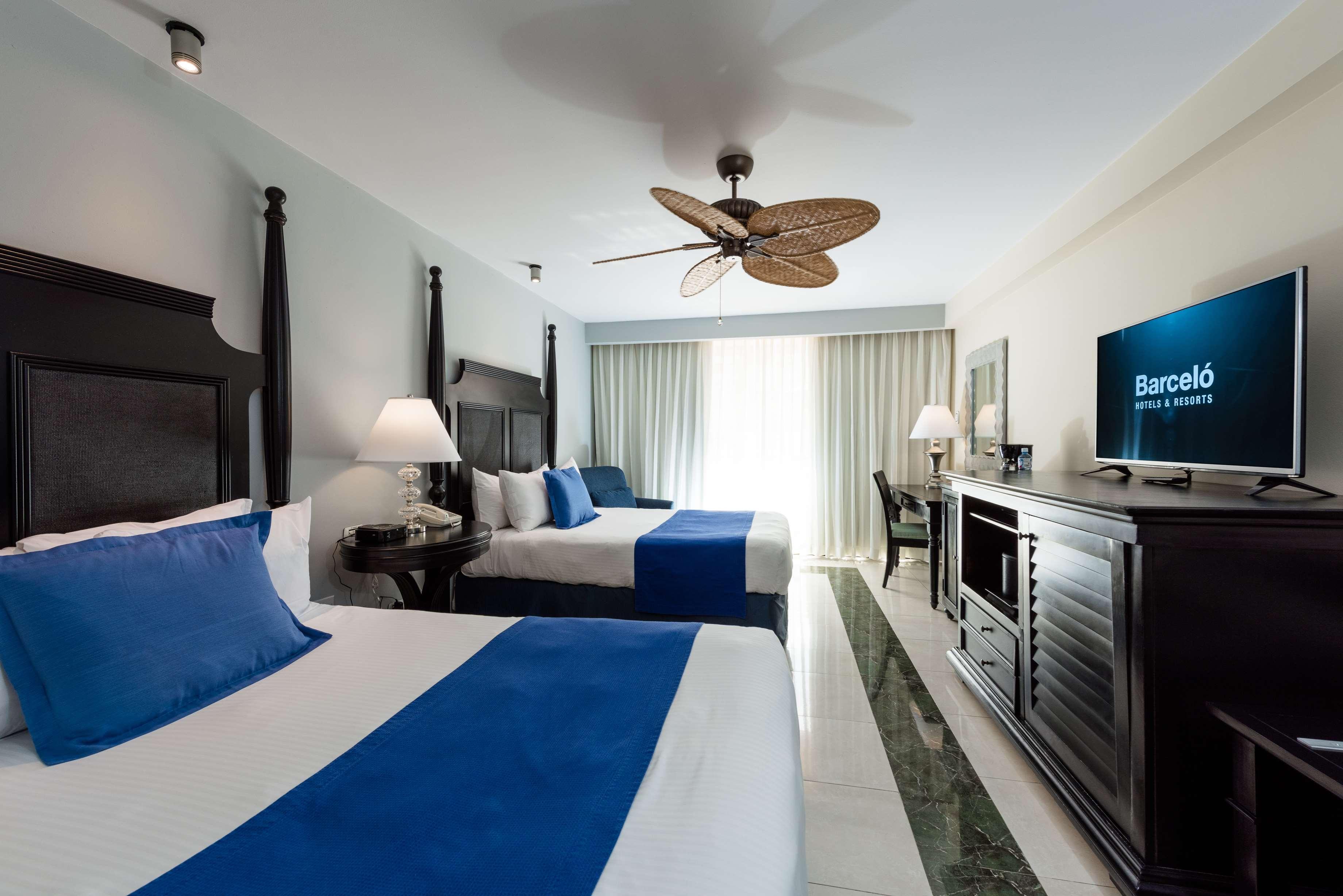Hotel Barcelo Aruba Palm Beach Esterno foto