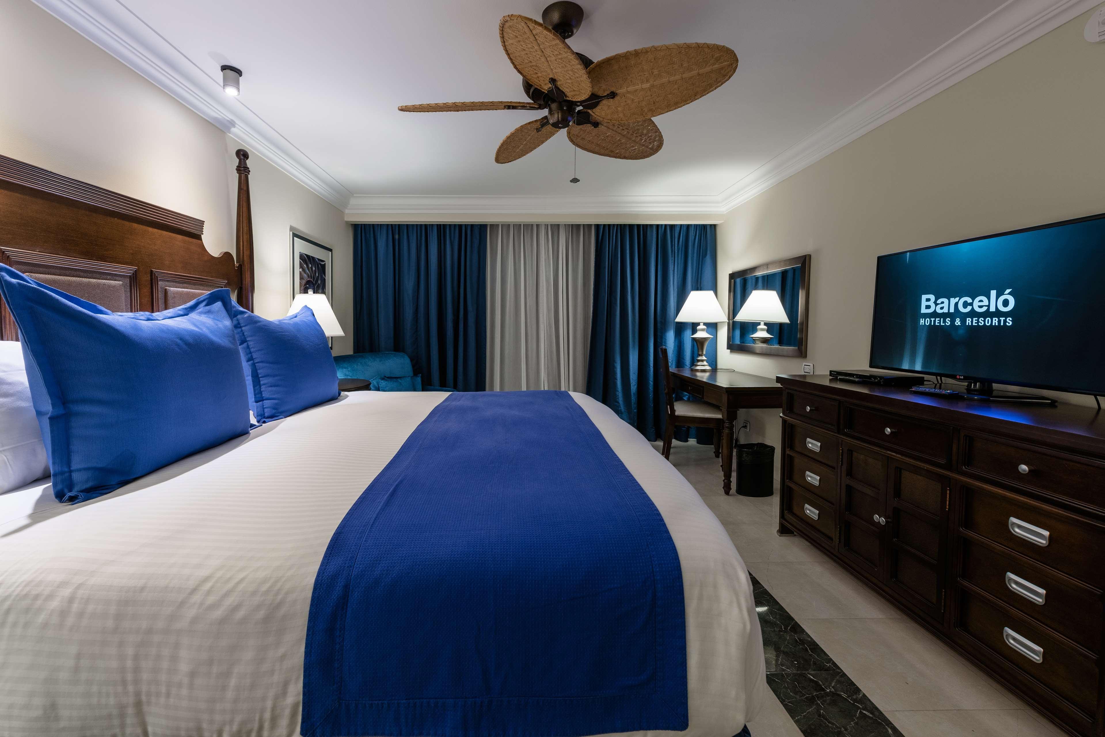 Hotel Barcelo Aruba Palm Beach Esterno foto